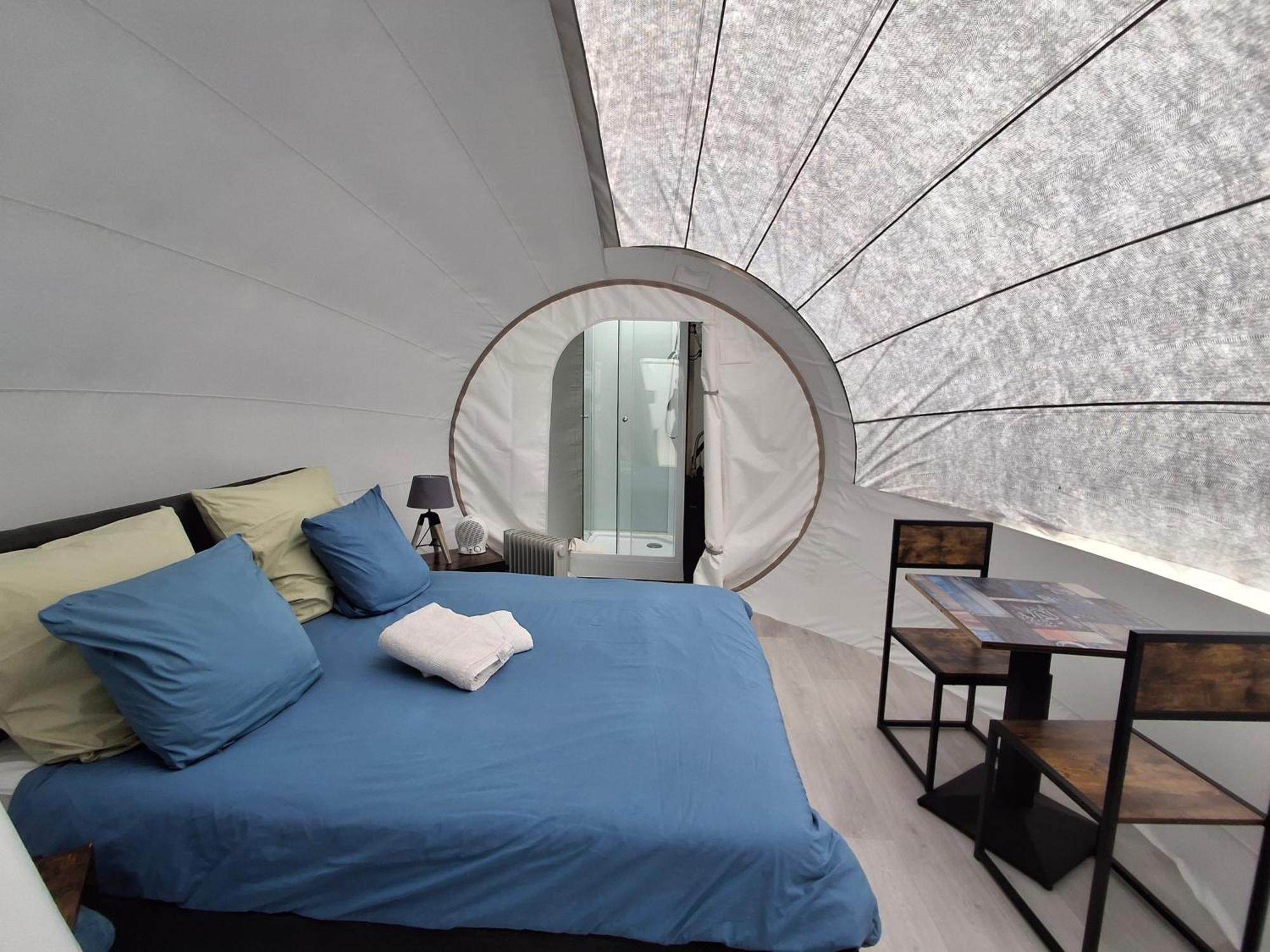 Hotel La Bubble La Salvetat-Peyrales Exteriér fotografie